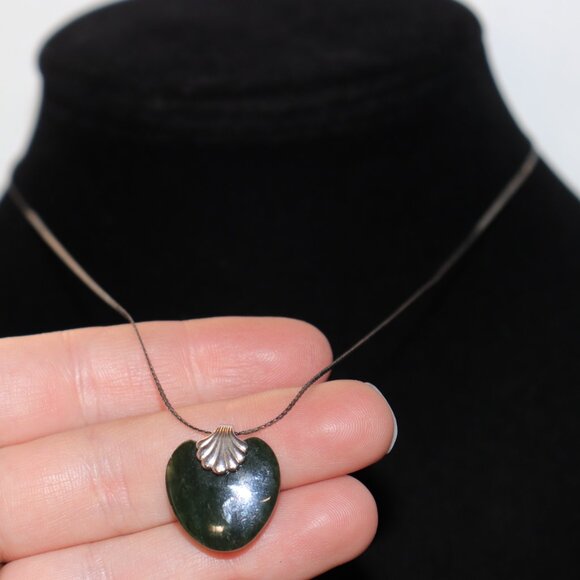💚 Sterling Silver Chain Necklace with Green Heart Pendant  ✨ - Picture 4 of 6